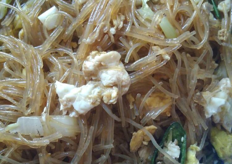 Bihun goreng sawi putih