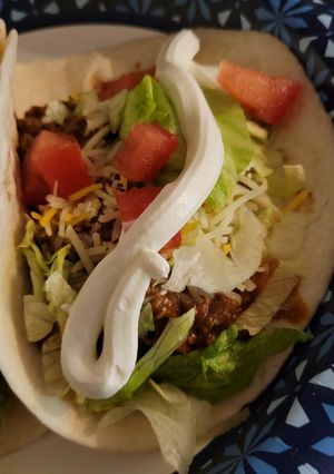 A picture of Steak tacos.