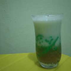 A picture of Dawet beras.