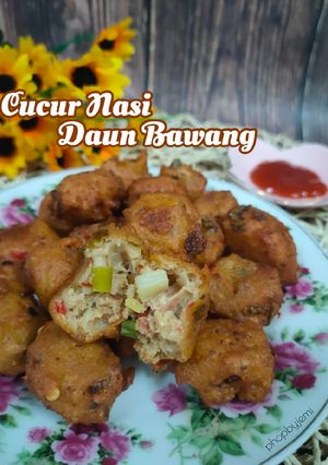 Gambar Cucur Nasi Daun Bawang