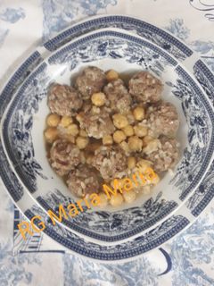 صورة لوصفة كريات كفتة اللحم بالحمص 🥩🍋🌿