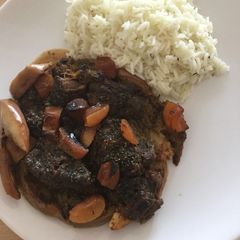 A picture of Best dish i ever made!! Pork with apples & cinnamon.