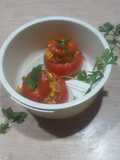 Tomates rellenos de arroz al horno
