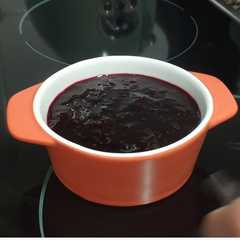 Una foto de Mermelada casera de frutos rojos!