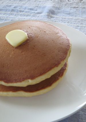 A picture of 2.5 cm Thick Pancakes.