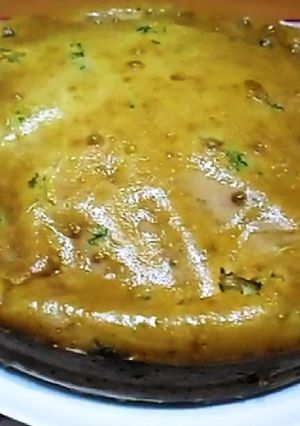 Фото Заливной пирог с мясной начинкой.