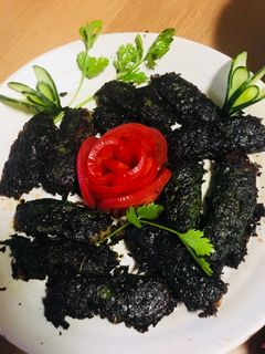 Hình của món Chả tôm lá tía.