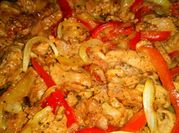 Una foto de lomo de cerdo en salsa de soja
