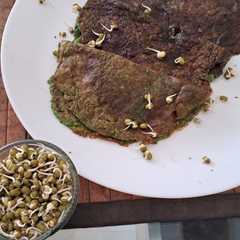 स्प्राउट मूंग डोसा (Sprout Moong Dosa recipe in Hindi)-レシピのメイン写真