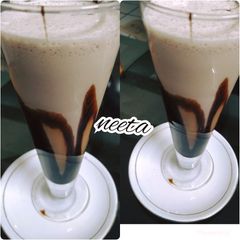 A picture of Thandai choco shake.