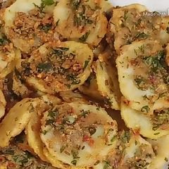 Aloo ki Crispy Vrat Special Masala Chips A picture of Aloo ki Crispy Vrat Special Masala Chips.
