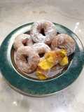 13/26. Donat Labu kuning