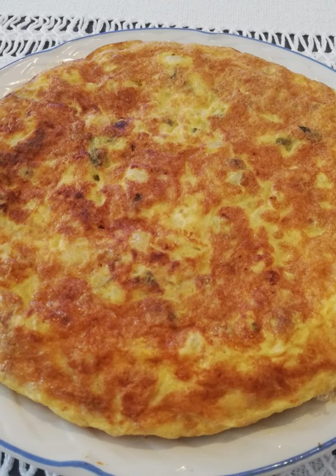 Una foto de Tortilla de patata y calabacín