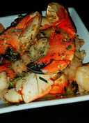 Mike's 10 Minute Garlic Crab Lobster & Shrimp Marisco