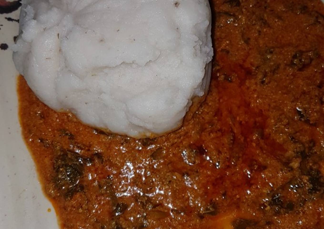 Tuwon rice with egusi soup 😋