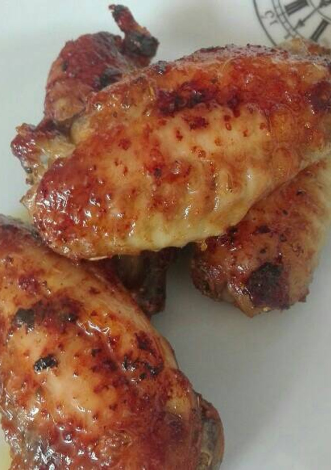 Una foto de Alitas de pollo marinadas al horno