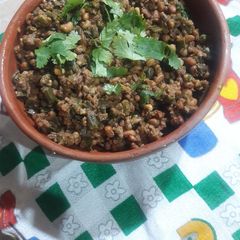 A picture of Qeema phaliyan(Rawan phali) ya beans with mutton qeema.