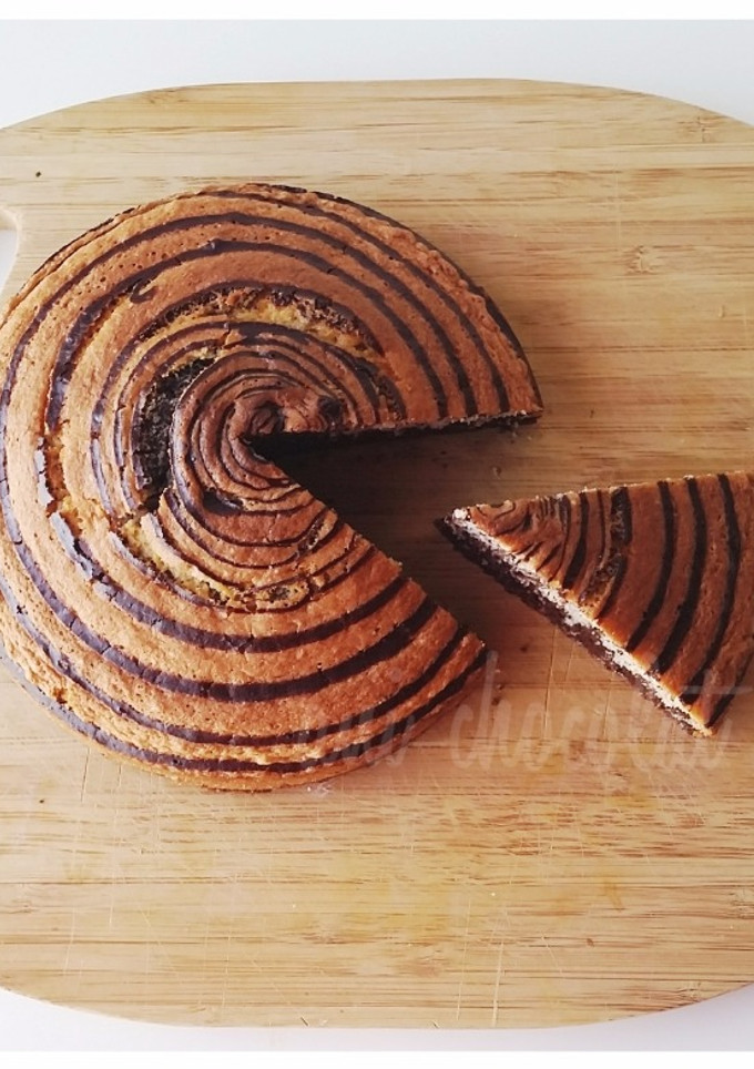 Una foto de Bizcocho cebra sin leche ni mantequilla