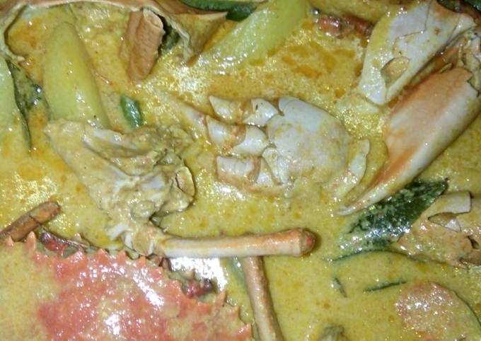 Bagaimana Menyiapkan Kepiting masak santan khas Aceh, Sempurna