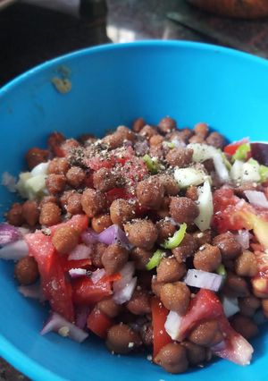 A picture of Chana chat.