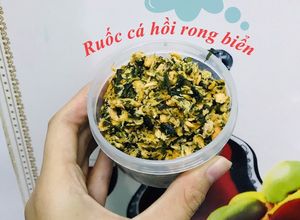 Hình của món Ruốc cá hồi rong biển cho bé ăn dặm.
