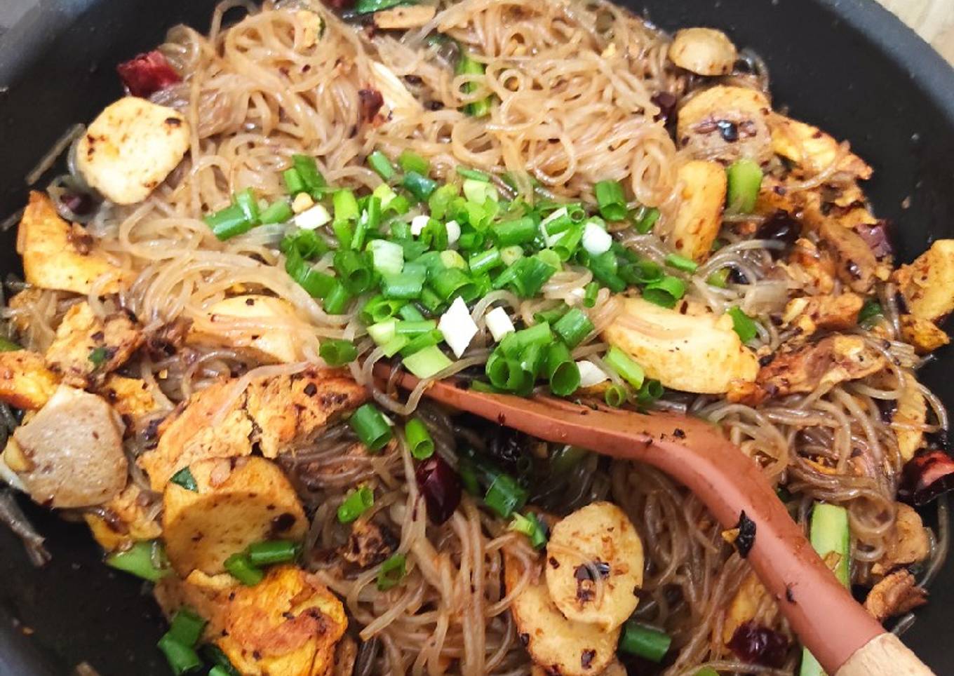 Bihun kentang tumis Mala Xiang Guo