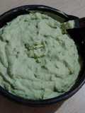 Crema de habas para acompañar comidas, ensaladas, etc