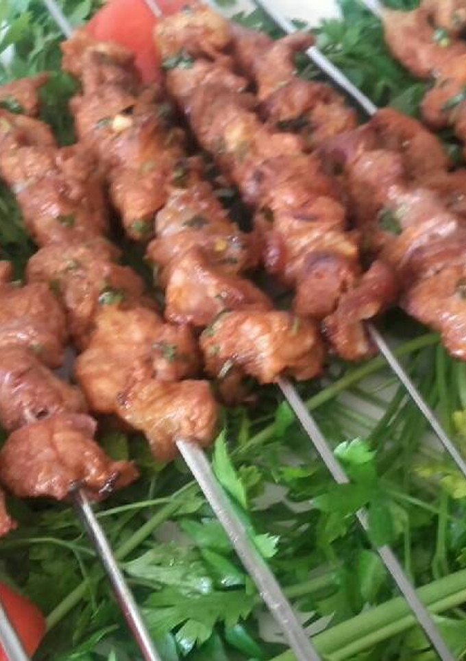 Una foto de Pinchos de cordero /comida de Marruecos