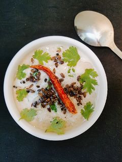 खीरा का तड़के वाला रायता (Kheera ka tadke wala raita recipe in hindi) रेसिपी मुख्य फोटो