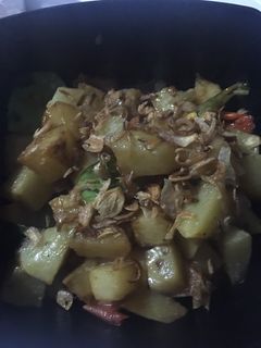 Foto resep Oseng kentang telor ceplok