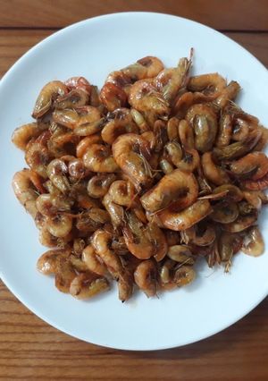 Hình của món Tôm trứng rang.
