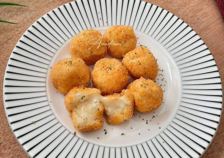 Resep Bitterballen kentang mozarella, Enak Banget