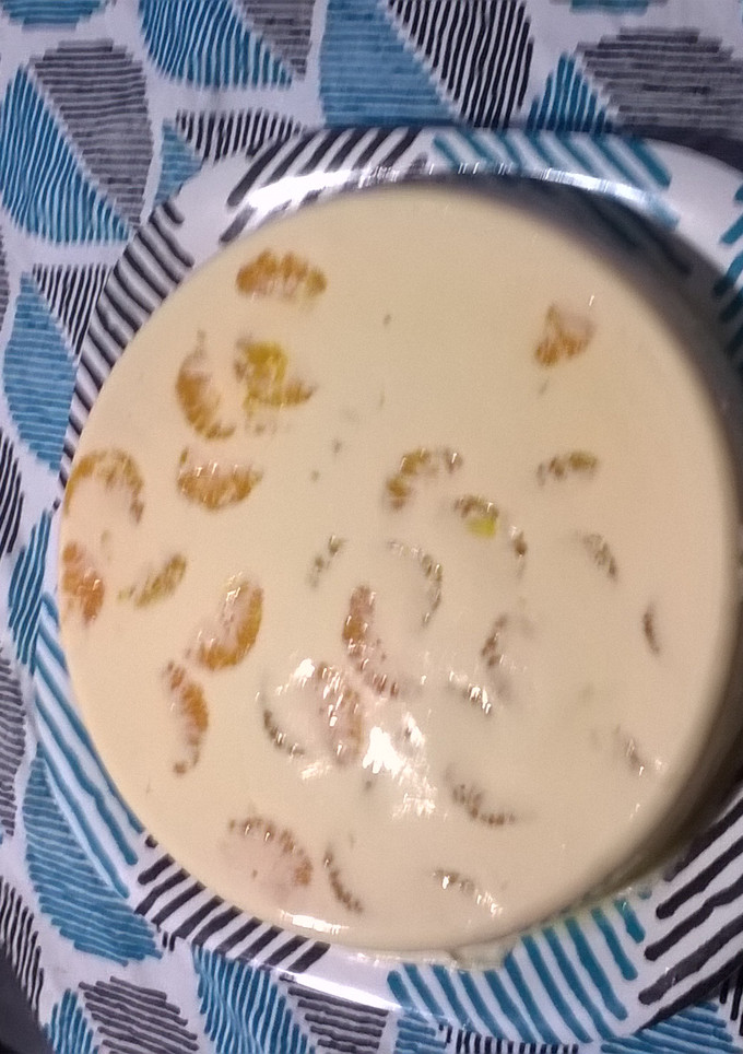 Una foto de Gelatina de tres leches con fruta