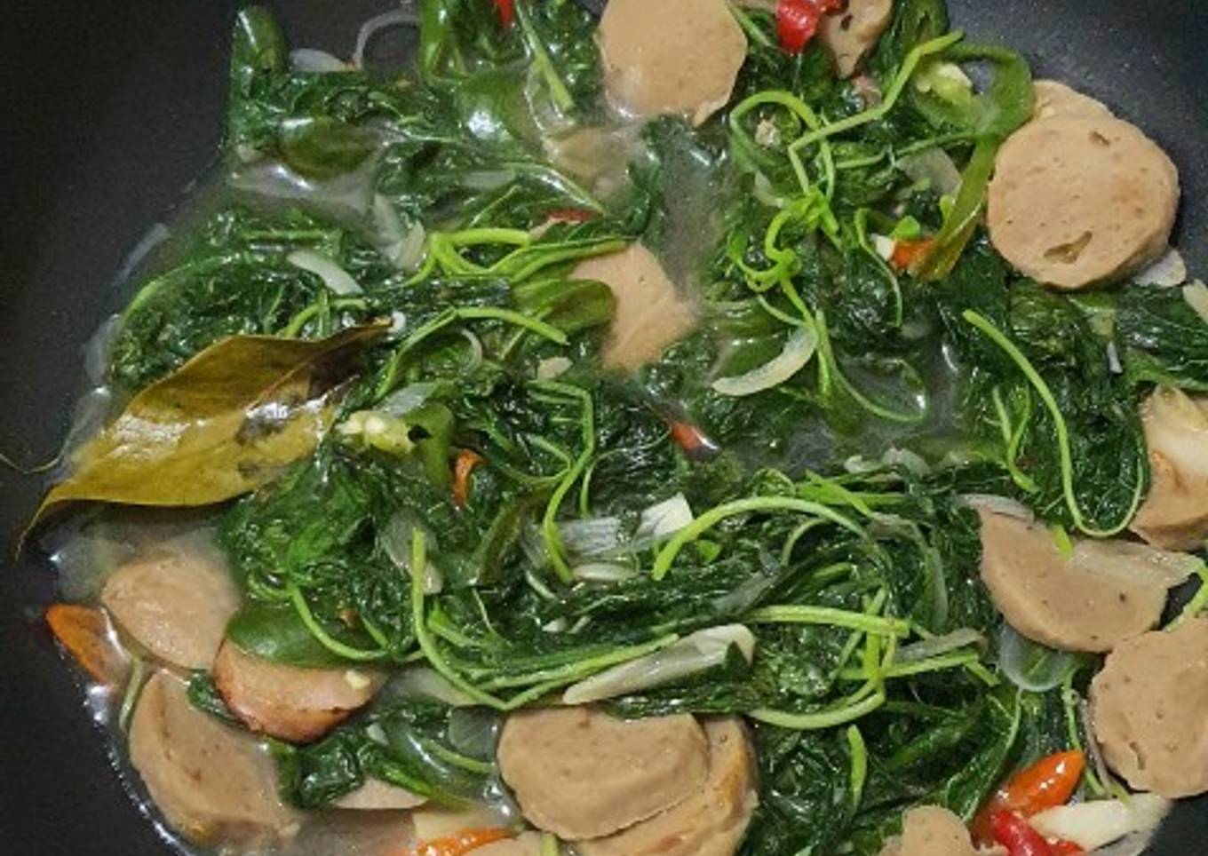 Tumis Bayam Bakso