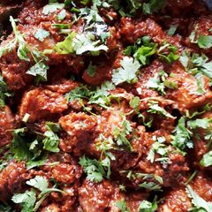 A picture of Chicken fry (semi dry).