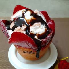 A picture of Strawberry Cream Cheese Ice cream.