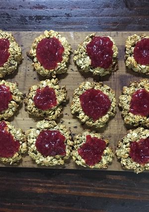 Una foto de Pepas de avena y mermelada | Recetas saludables | Recetas rápidas