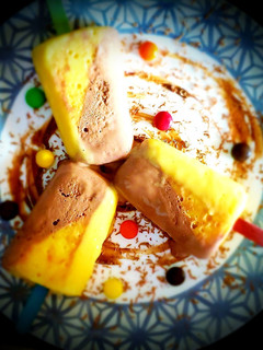 A picture of Mango pineapple double layered ice cream🍦🍦.
