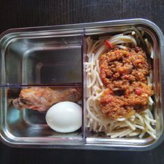 A picture of Spaghetti sauce.
