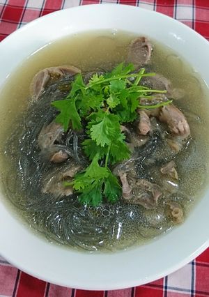 Hình của món Canh miến nấu mề gà.