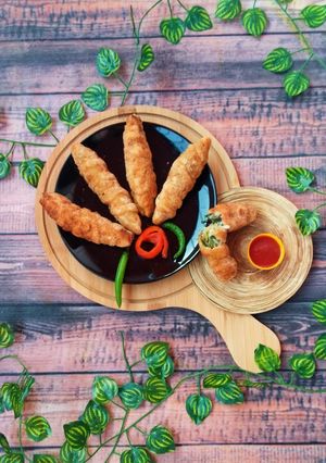 চিজী চিকেন স্পাইরাল রোল রেসিপির প্রধান ছবি