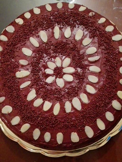 Una foto de Torta de Naranja con Relleno y Decoración de Nucita PremiumReceta #2