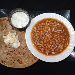 A picture of Makhan wala Paratha.