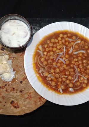 A picture of Makhan wala Paratha.