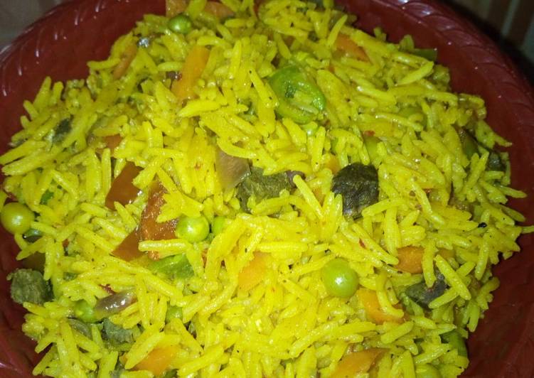 Classy yellow fried rice Classy yellow fried rice