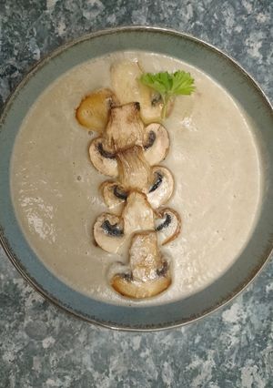 Une photo de Velouté de champignons de Paris
