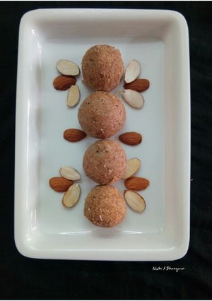 A picture of Churma ladoo.