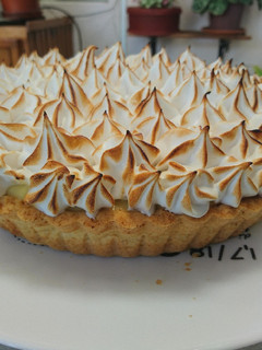 Una foto de Tarta con crema de limón