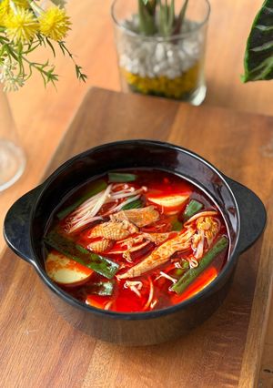 Foto resep 🍲 Dak-Gaejang (닭개장) — Sup Ayam Pedas Korea 🍗