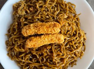 Foto resep Mie goreng (pakai mie basah ala restoran)